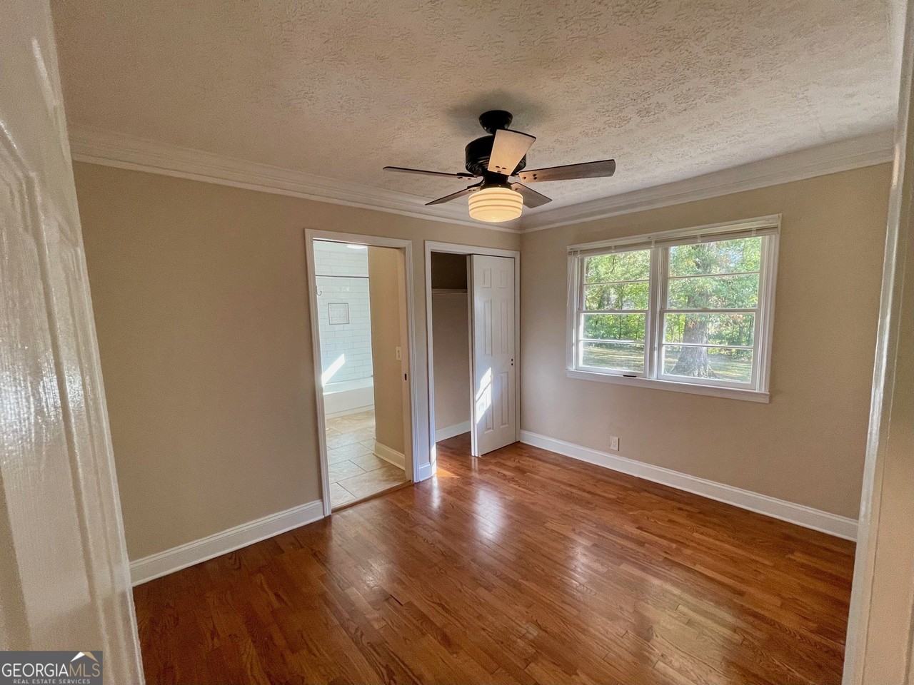 21 Opal St - Photo 7 of 16