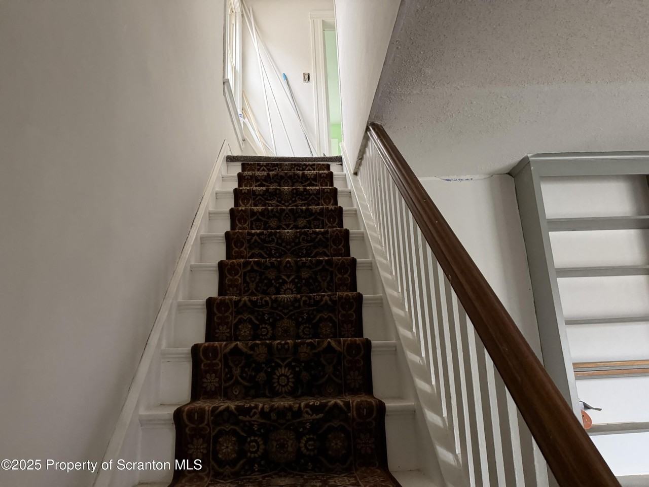 1018 Madison Ave - Photo 3 of 14