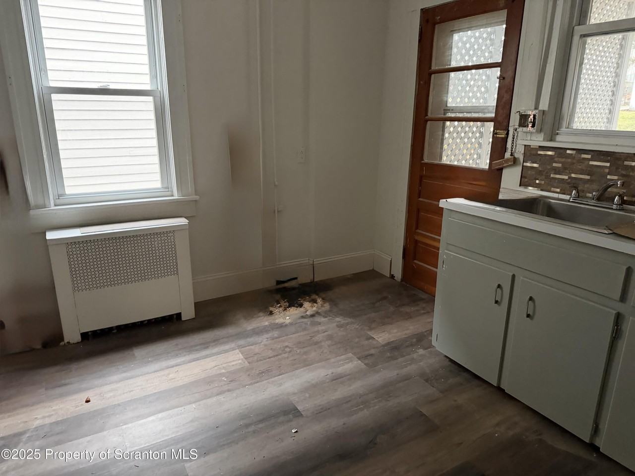 1018 Madison Ave - Photo 7 of 14