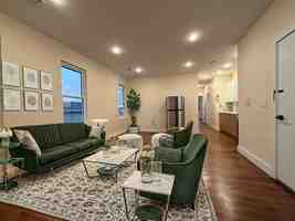 featured image of 165 Danforth Ave #3