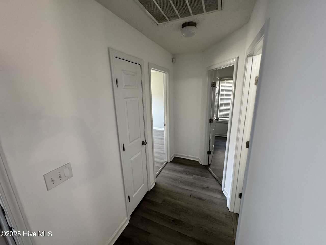 103 Jasmine Ln - Photo 7 of 21