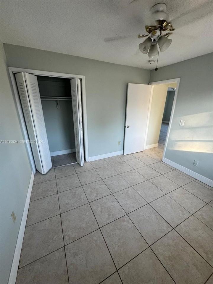 1945 Nw 29th St #A7 - Photo 2 of 16