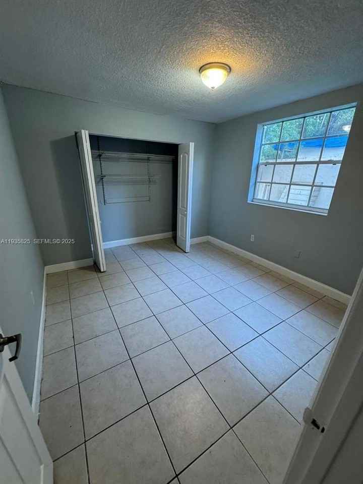 652 Nw 3rd St #104 - Photo 7 of 15