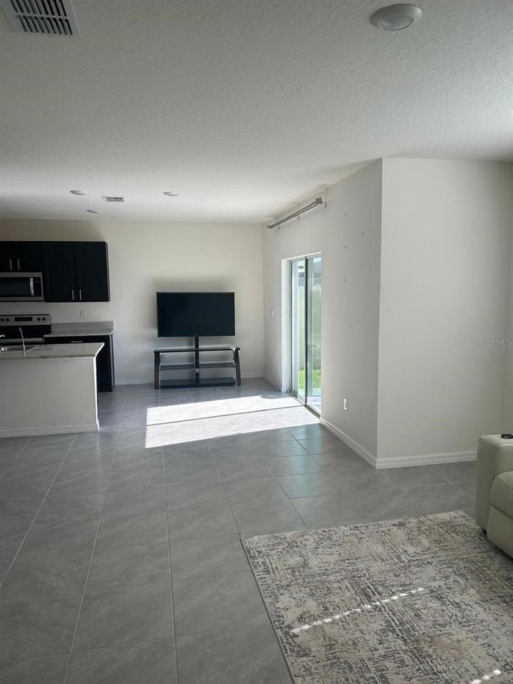 33518 Elm Hill Br - Photo 2 of 16