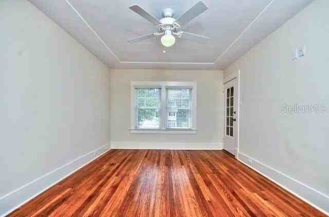 3205 W San Carlos St #4 - Photo 3 of 17