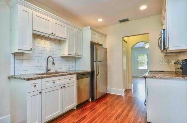 3205 W San Carlos St #4 - Photo 5 of 17