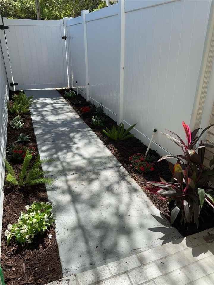 2523 W Tennessee Ave - Photo 2 of 28