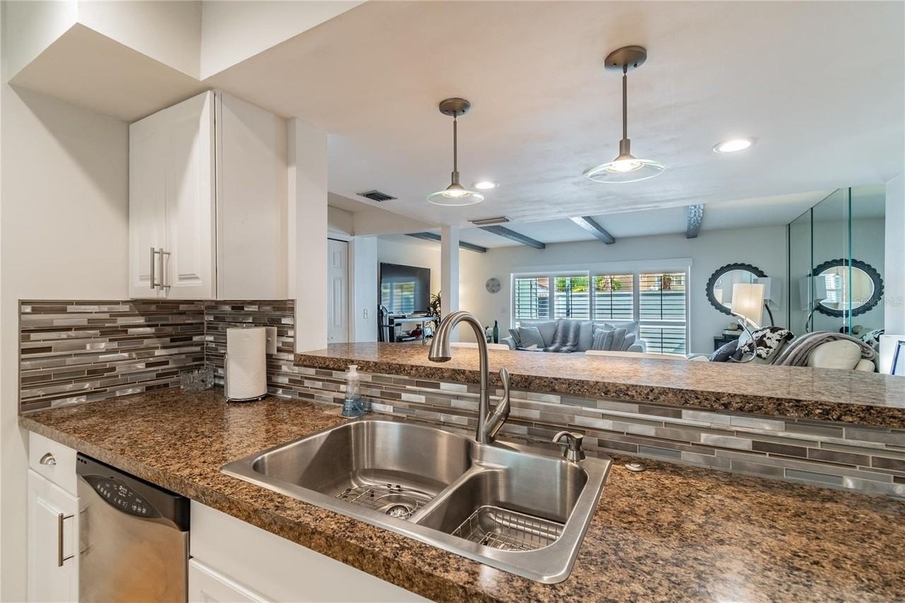 2523 W Tennessee Ave - Photo 7 of 28