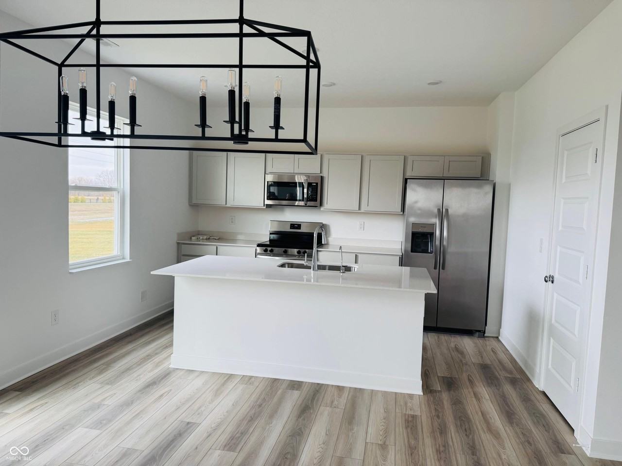 18622 Walsh Way - Photo 7 of 22