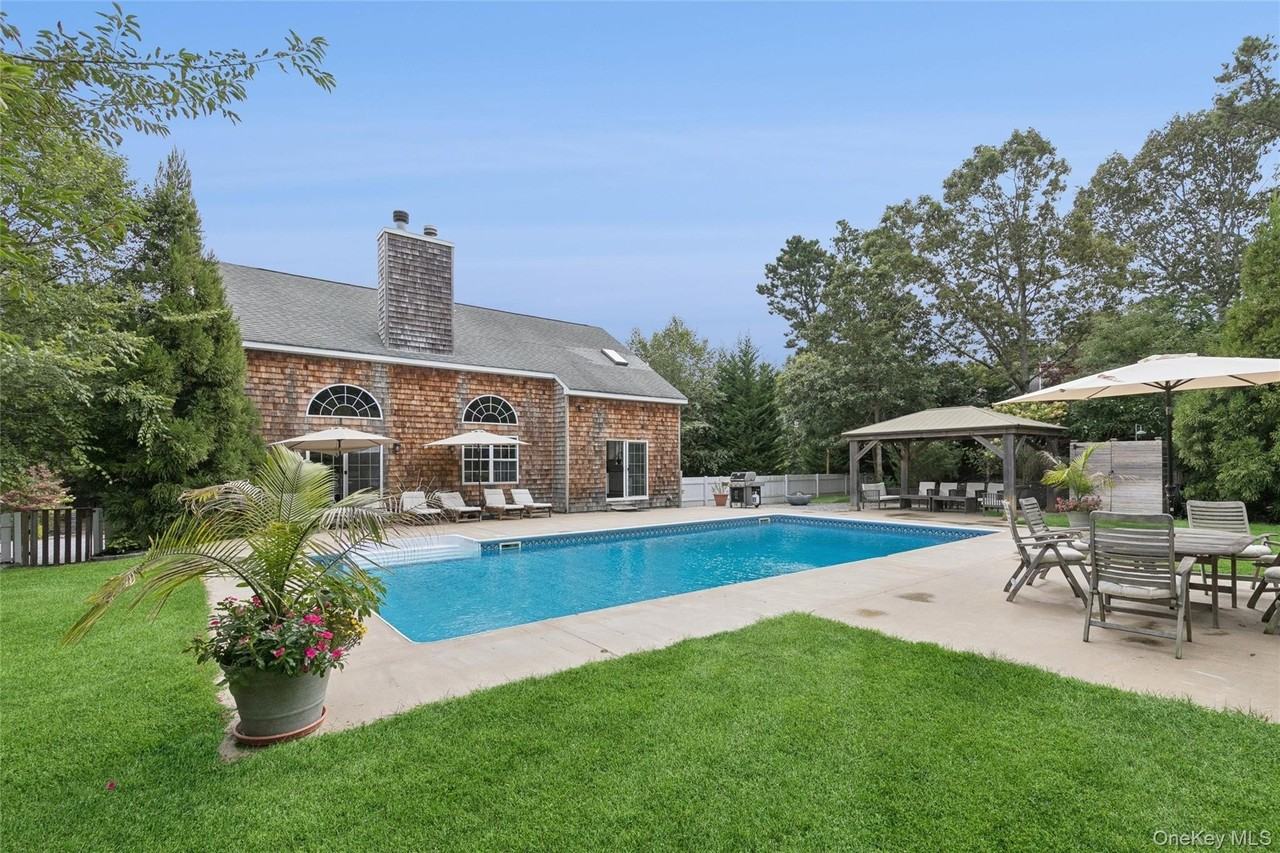 138 North Rd - Photo 7 of 30