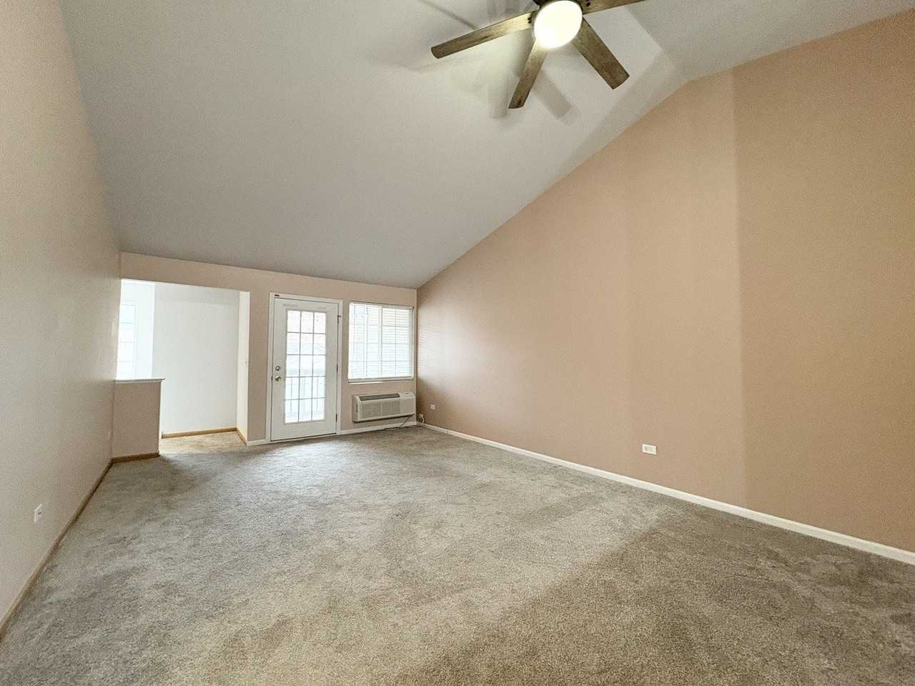 2219 Silverstone Dr Unit 2219 #2219 - Photo 7 of 10