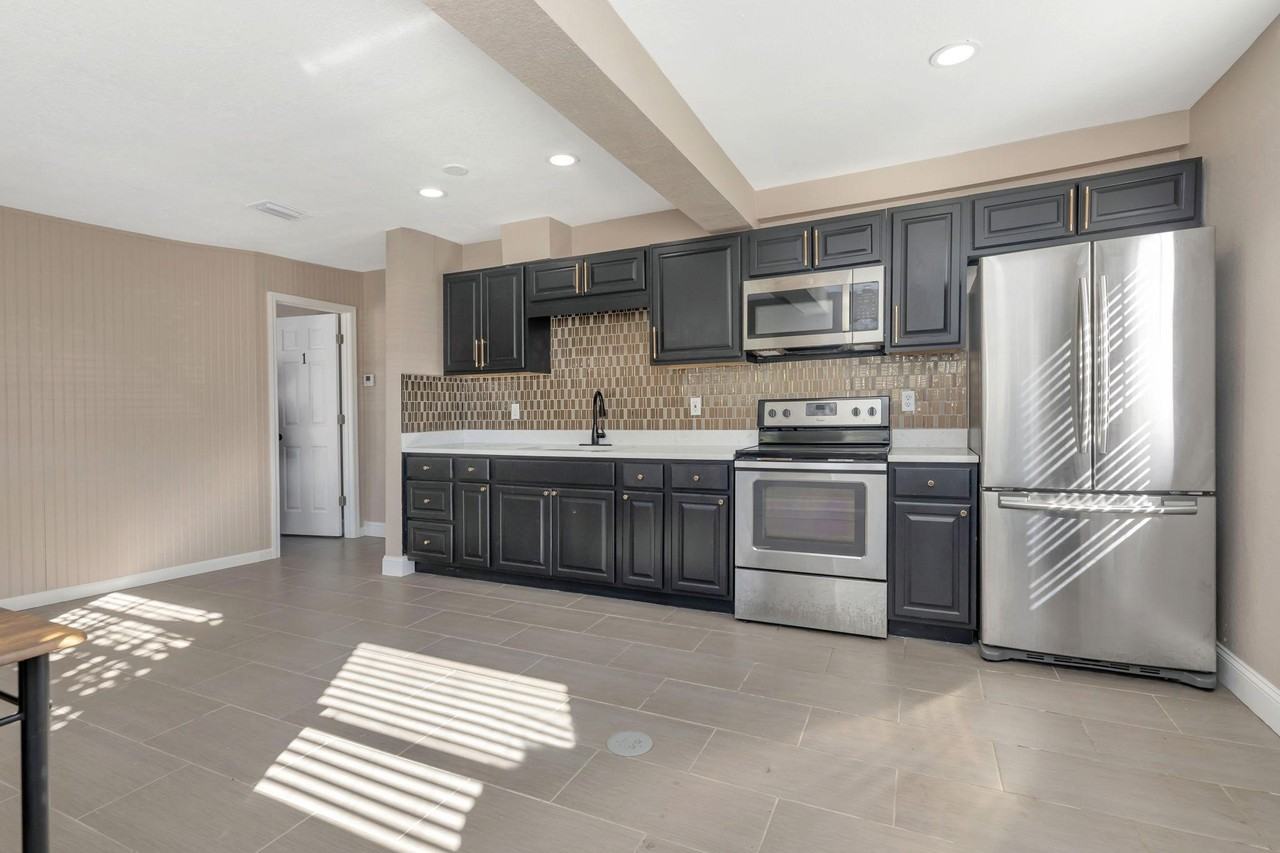 14th Ave S - Photo 4 of 20