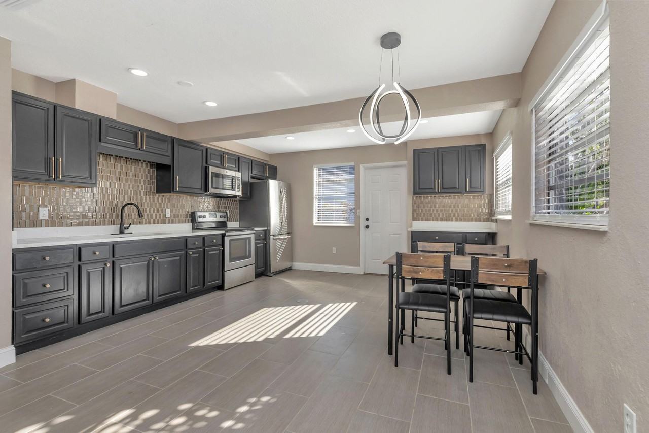 14th Ave S - Photo 5 of 20