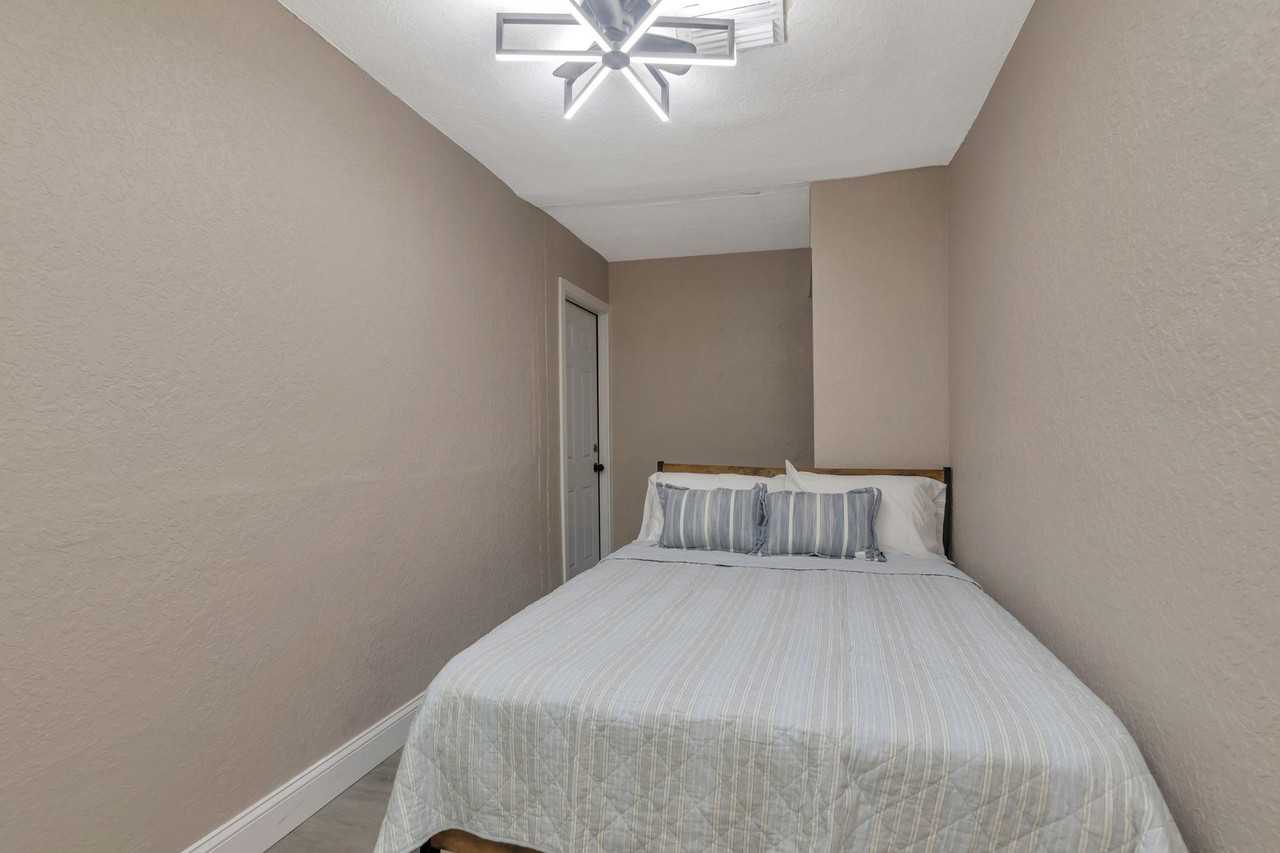 14th Ave S - Photo 7 of 11