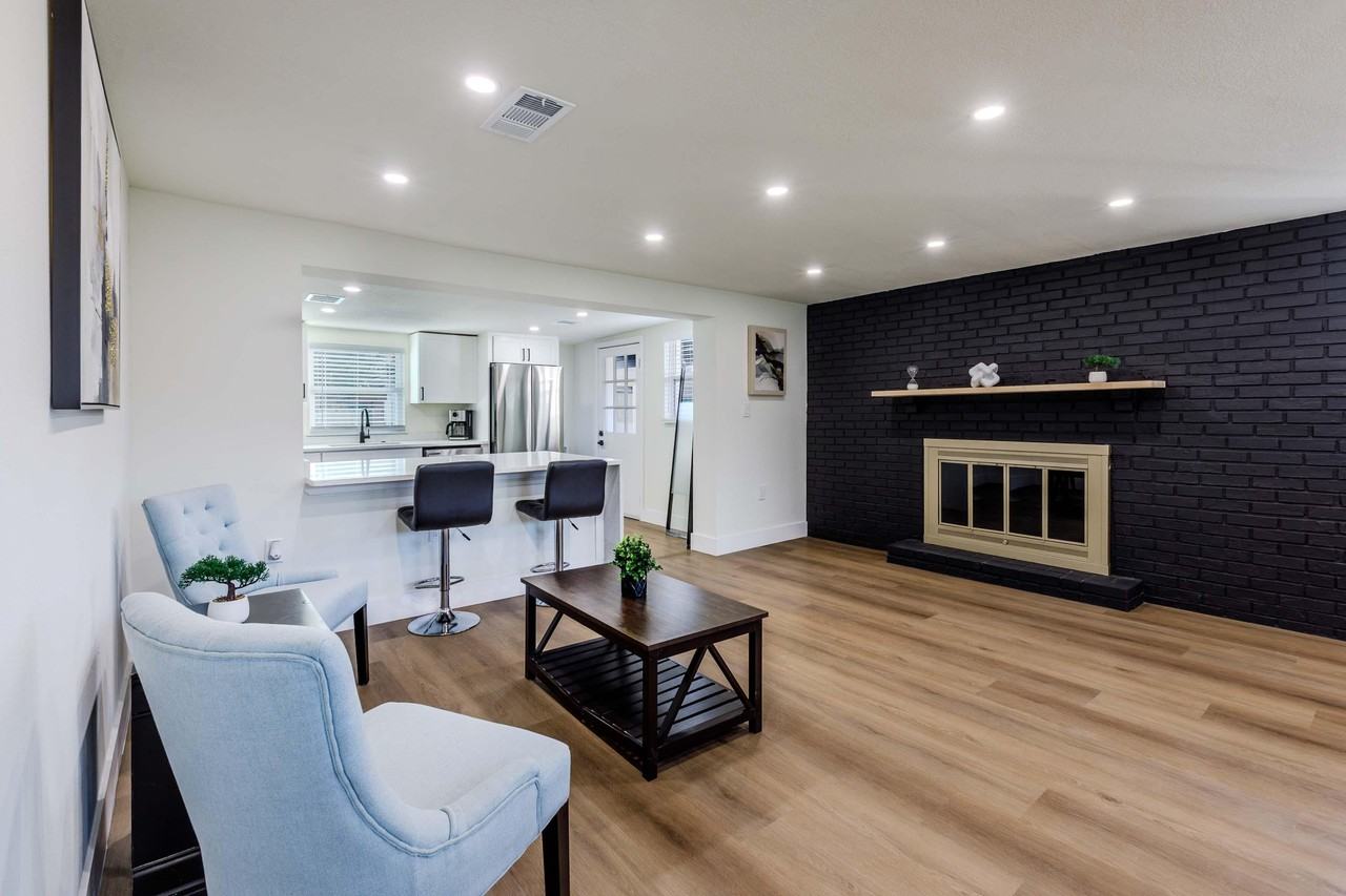 E 38th Ave - Photo 7 of 15