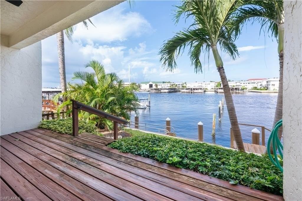 800 River Point Dr #207 - Photo 2 of 47