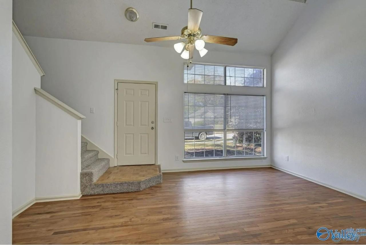 137 Rebecca Pines Dr - Photo 5 of 24