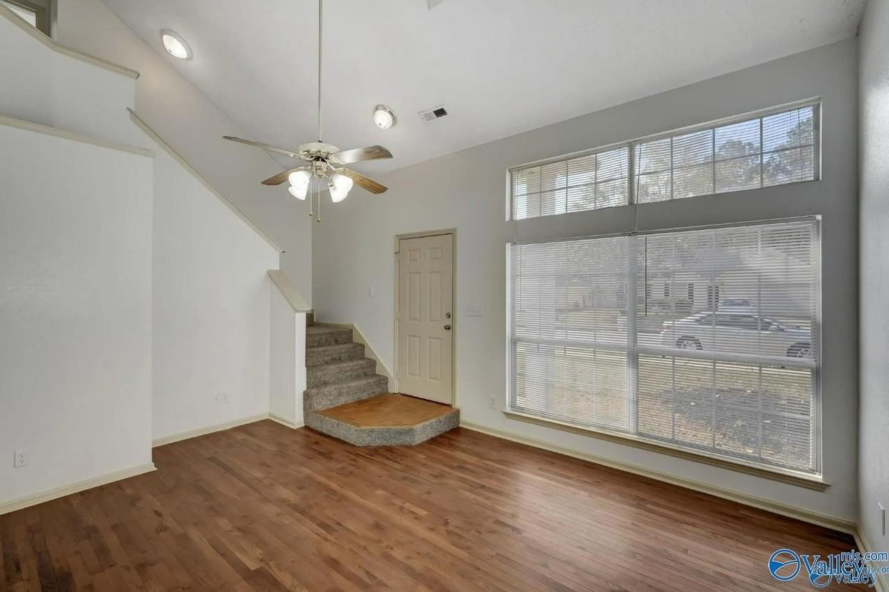 137 Rebecca Pines Dr - Photo 6 of 24