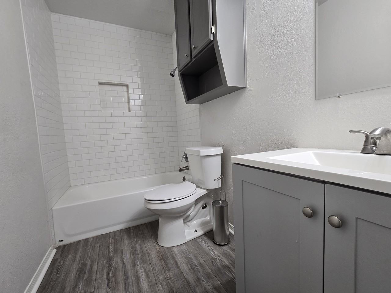 4010 Tyler Trl #1 - Photo 4 of 11