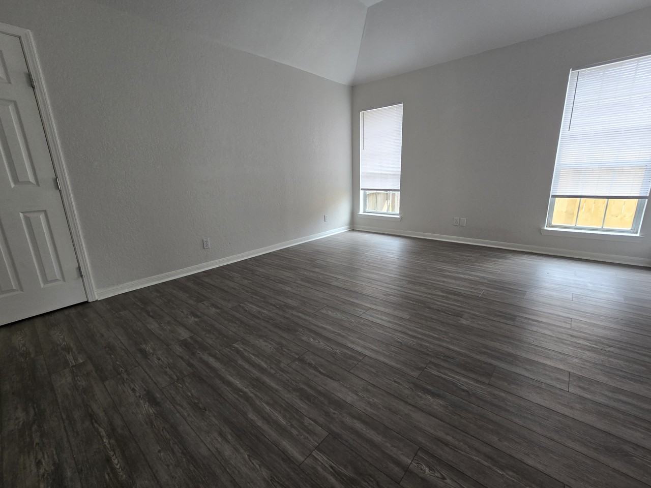 4010 Tyler Trl #1 - Photo 5 of 11