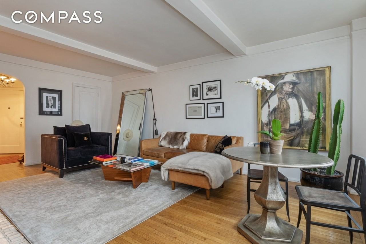 302 W 12th St #4C - Photo 2 of 10