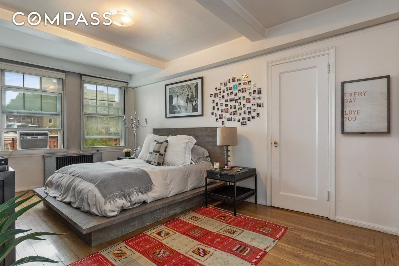 302 W 12th St #4C - Photo 5 of 10