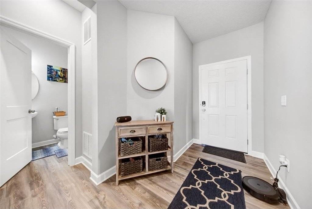 18887 72nd Pl N - Photo 3 of 34