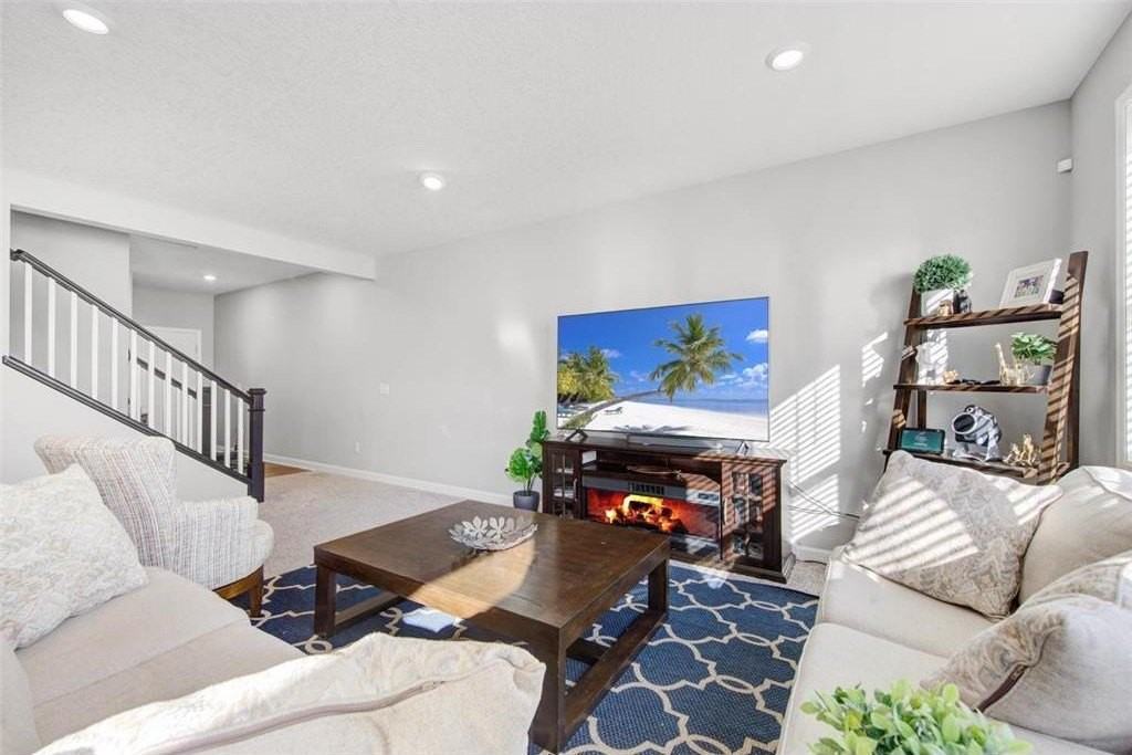 18887 72nd Pl N - Photo 7 of 34