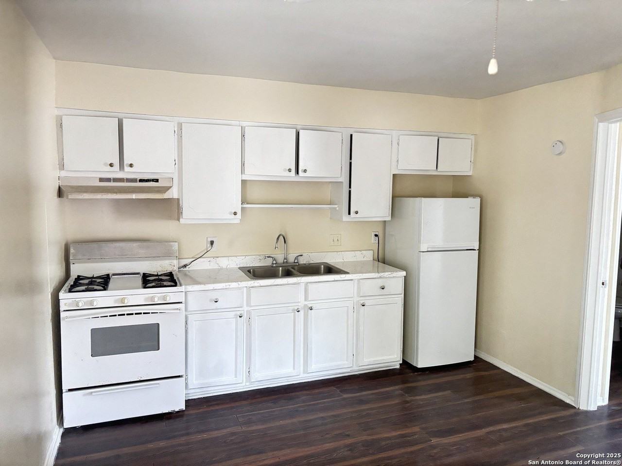 5603 Bienville Dr Apt E7 #E7 - Photo 6 of 35