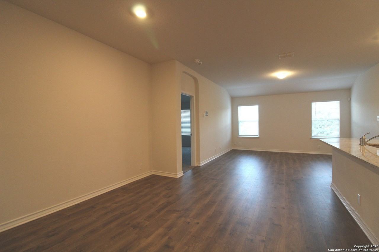 14207 Minette Loop - Photo 5 of 24