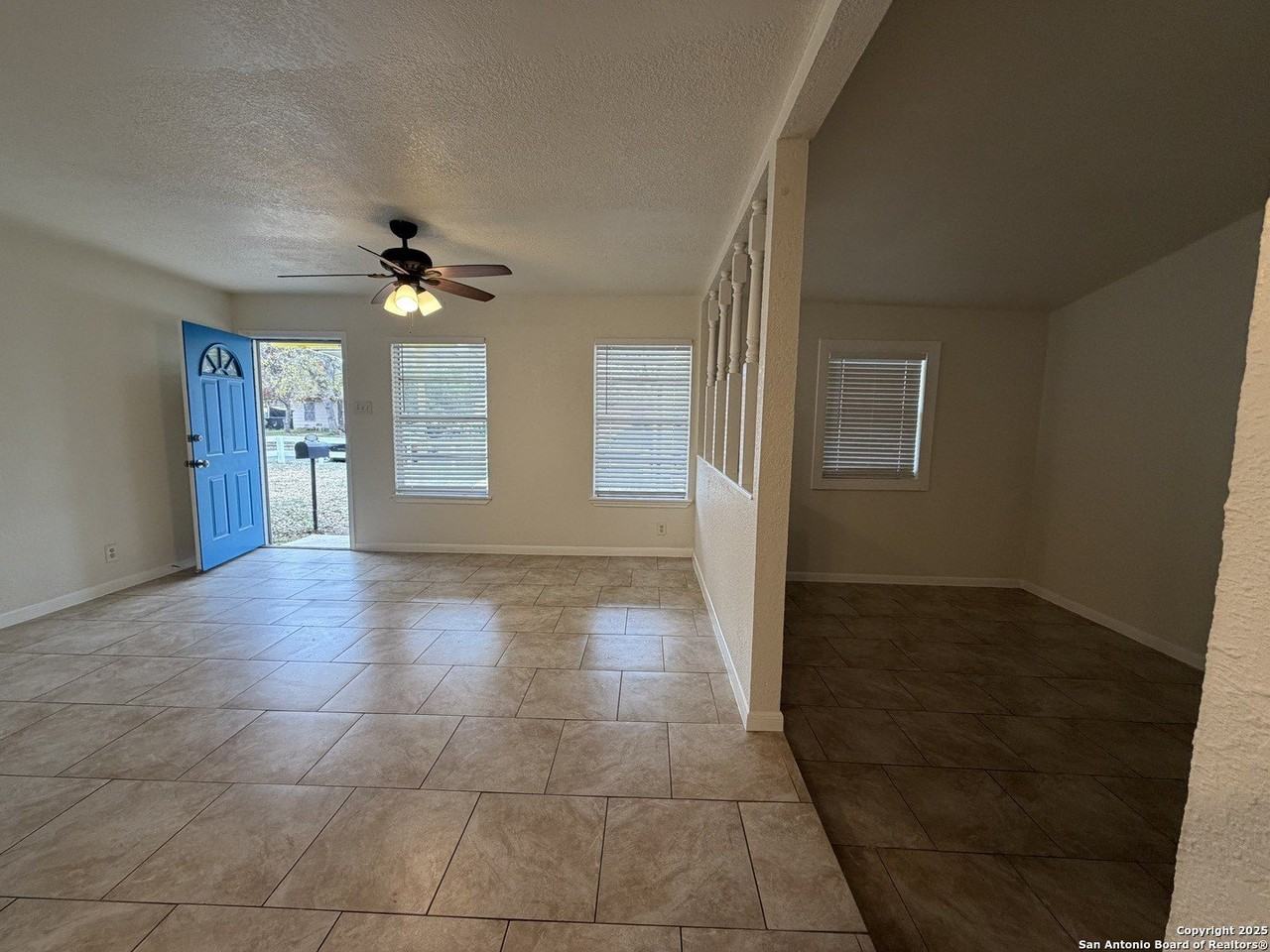 3843 Manchester Dr - Photo 6 of 17