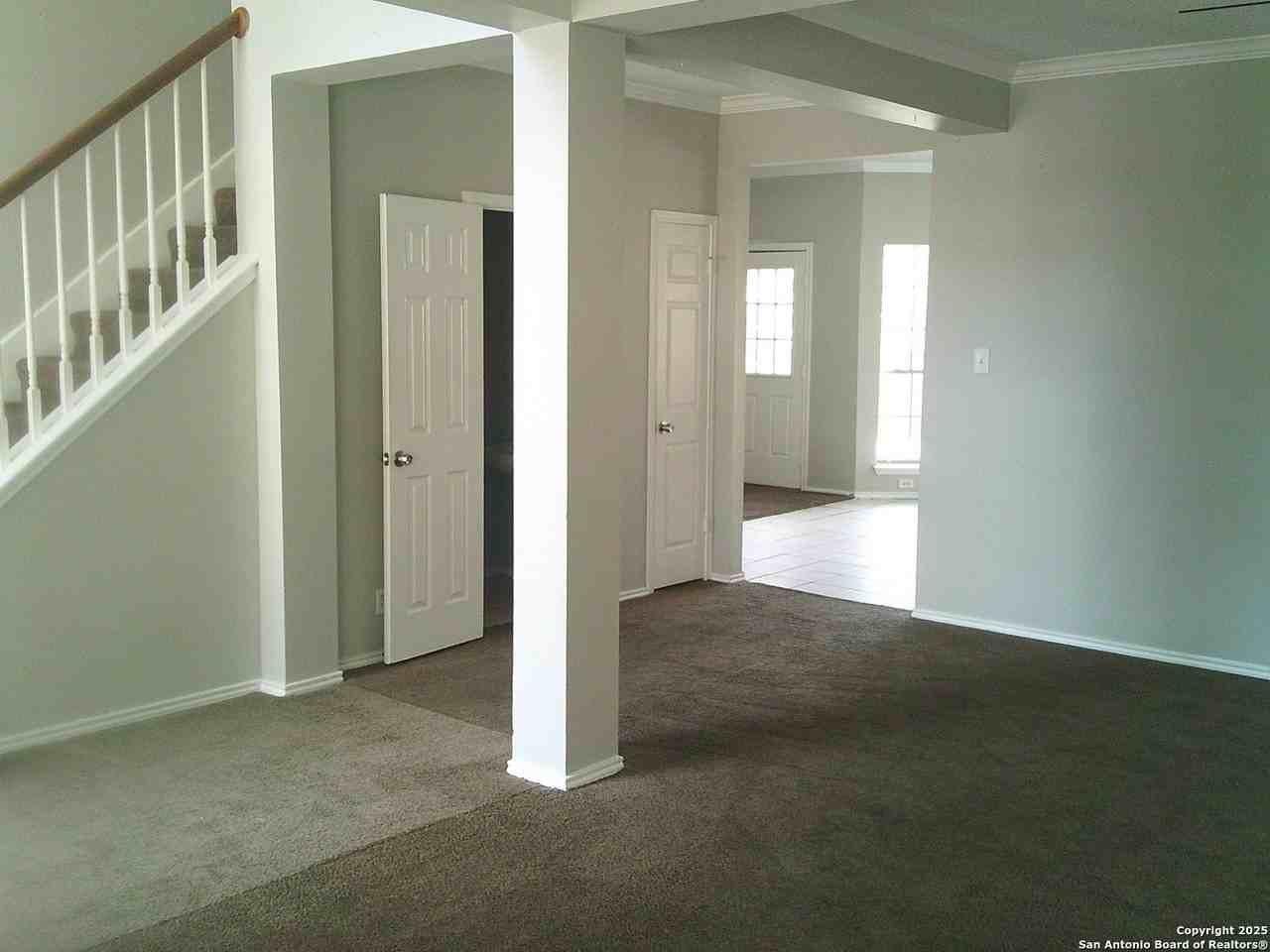 10831 Laurel Crk - Photo 3 of 7