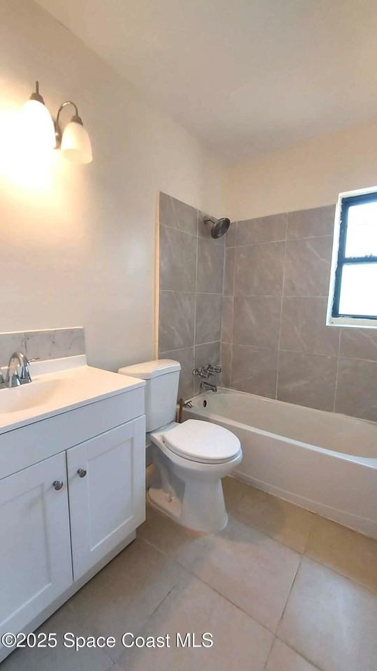 419 N Fiske Blvd - Photo 7 of 7