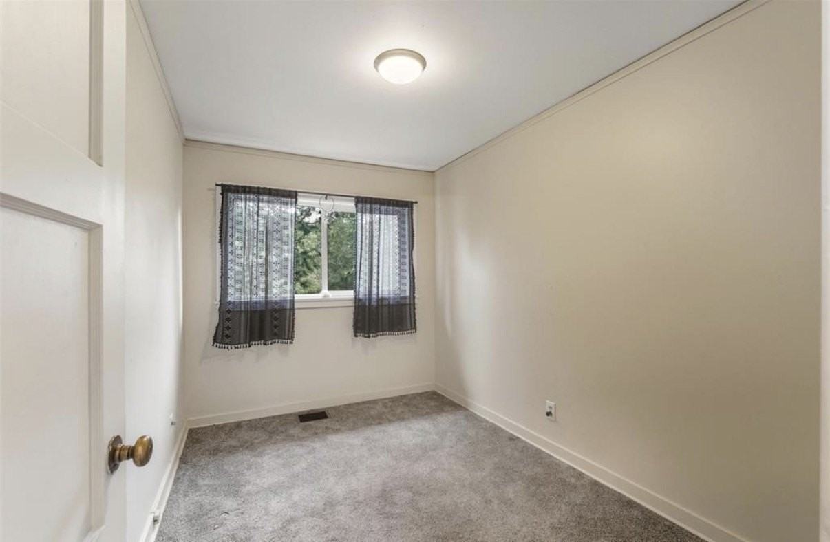 2356 45th St Apt A #A - Photo 7 of 10