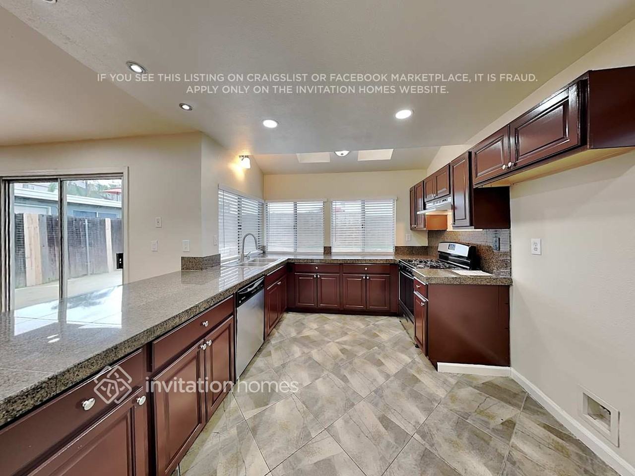 23270 Elfin Pl - Photo 7 of 19