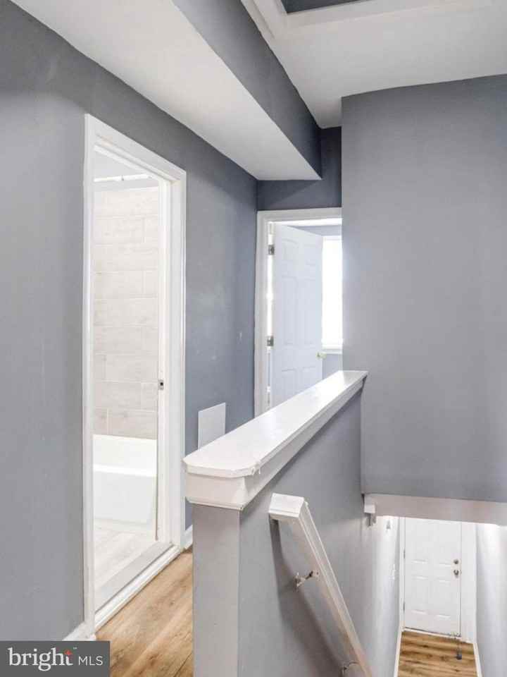 1617B Moreland Ave - Photo 4 of 8