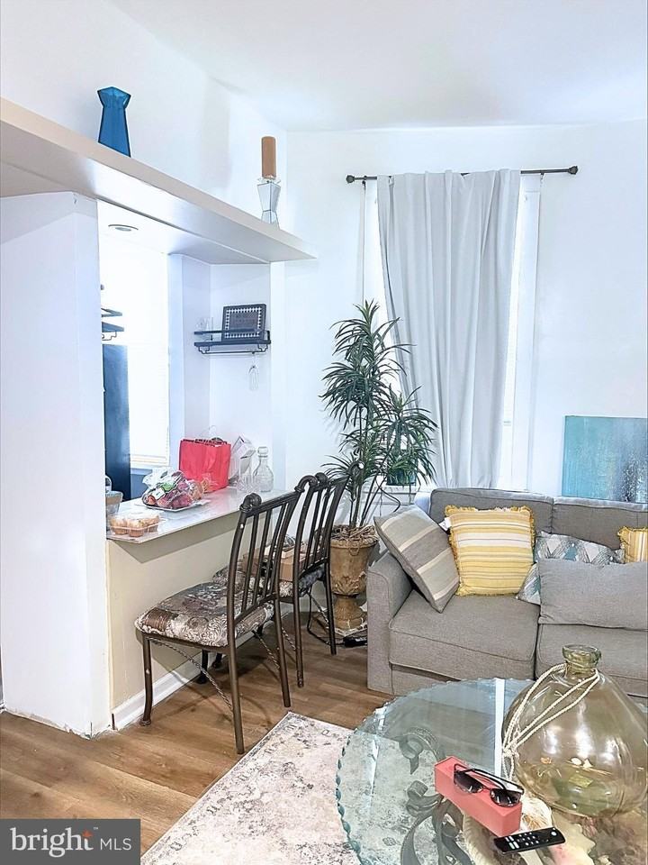 1617B Moreland Ave - Photo 5 of 8