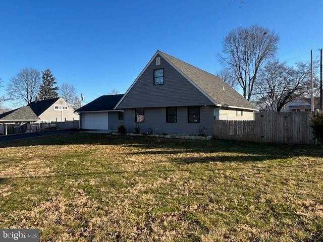 311 Snowball Dr - Photo 3 of 4