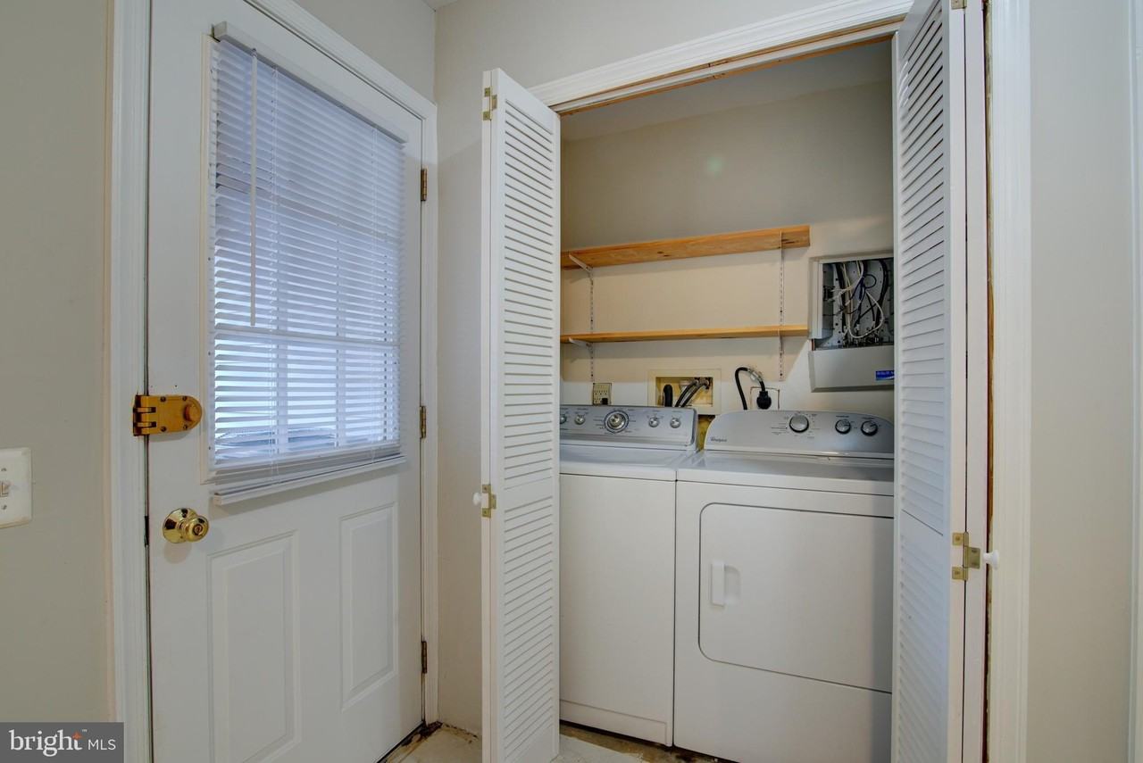 4009 Timber Oak Trl - Photo 5 of 34