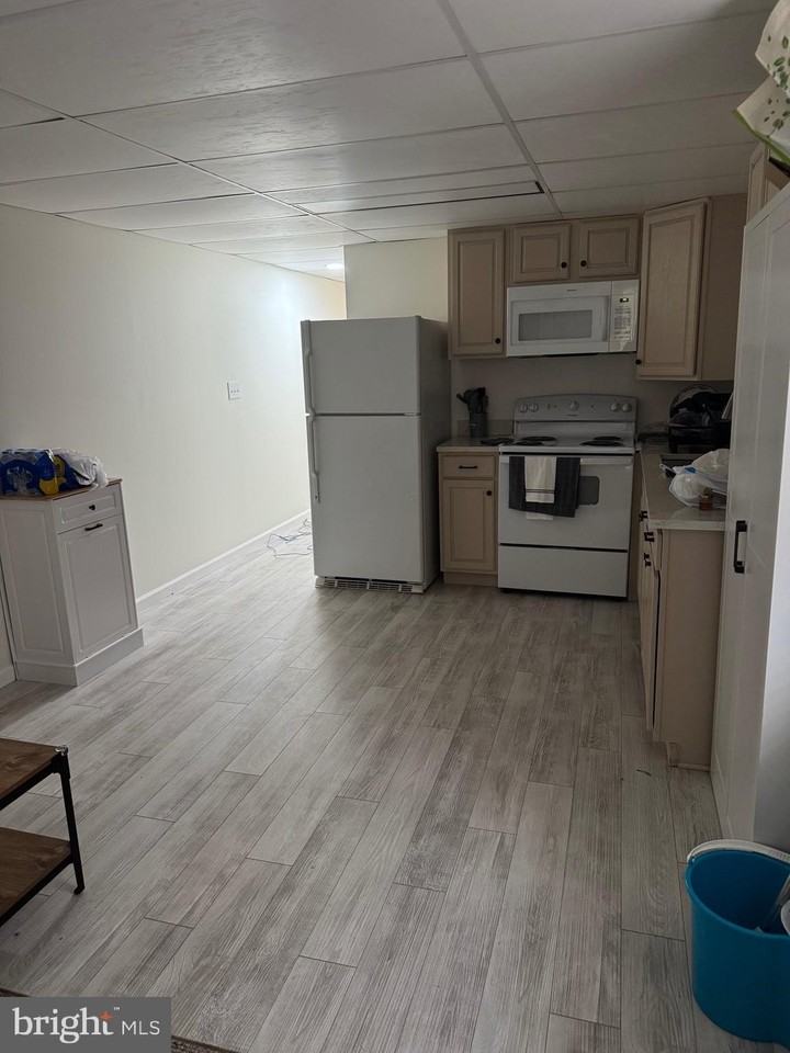 13226 Back Creek Valley Rd - Photo 2 of 9