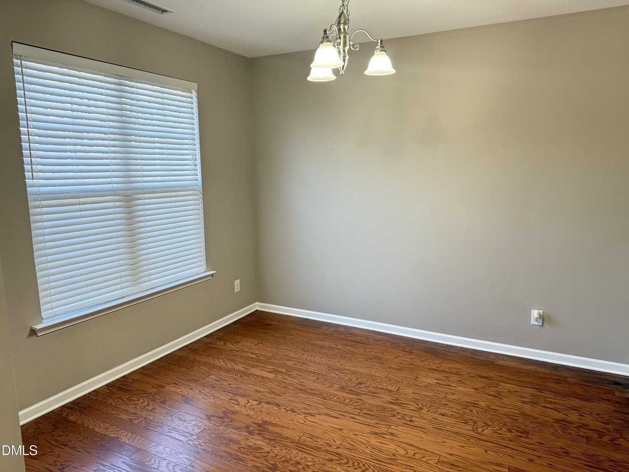 3102 Berkeley Springs Pl - Photo 2 of 19