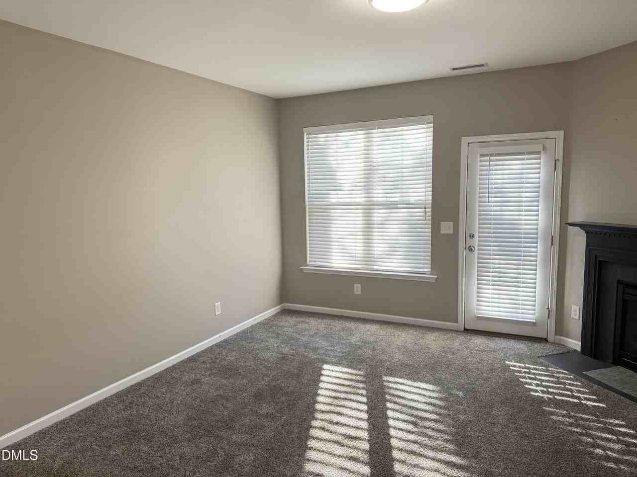 3102 Berkeley Springs Pl - Photo 6 of 19