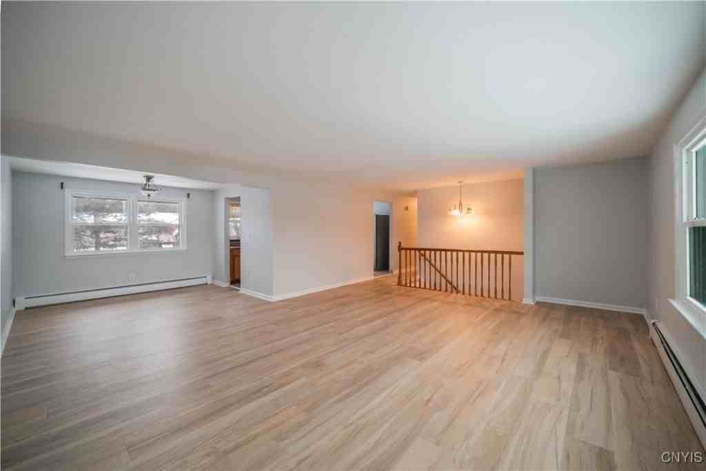 4618 Brickyard Falls Rd - Photo 6 of 29