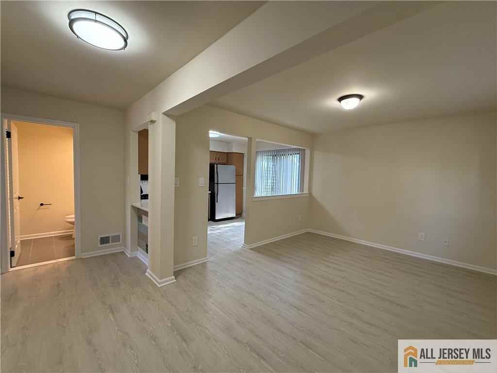 2305 Deerfield Dr - Photo 7 of 16