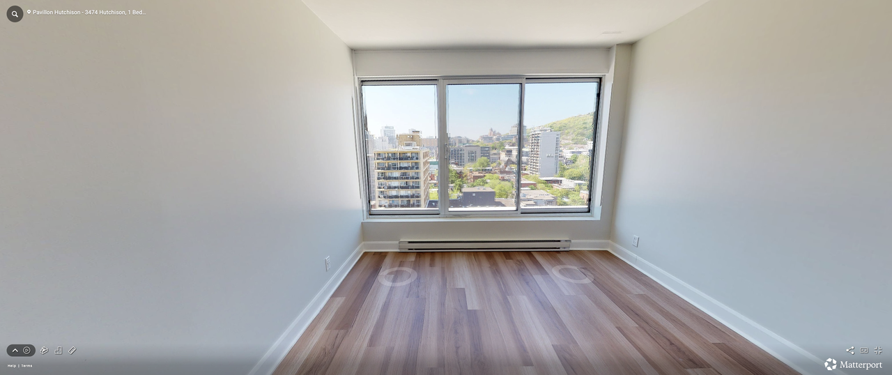 3474 Rue Hutchison #PH2 - Photo 7 of 12