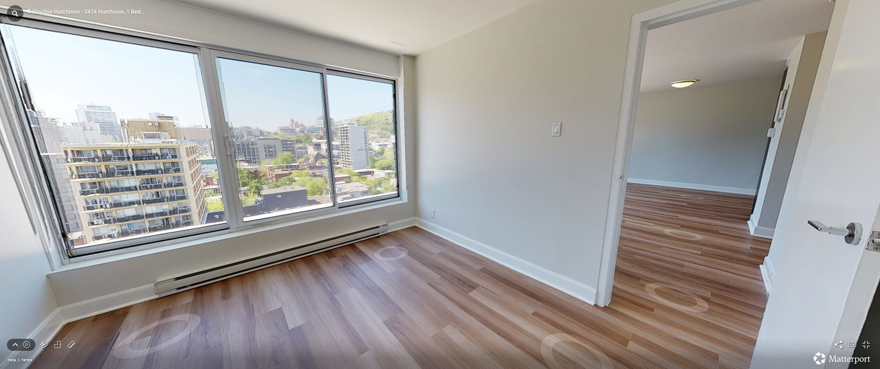 3474 Rue Hutchison #PH2 - Photo 6 of 12