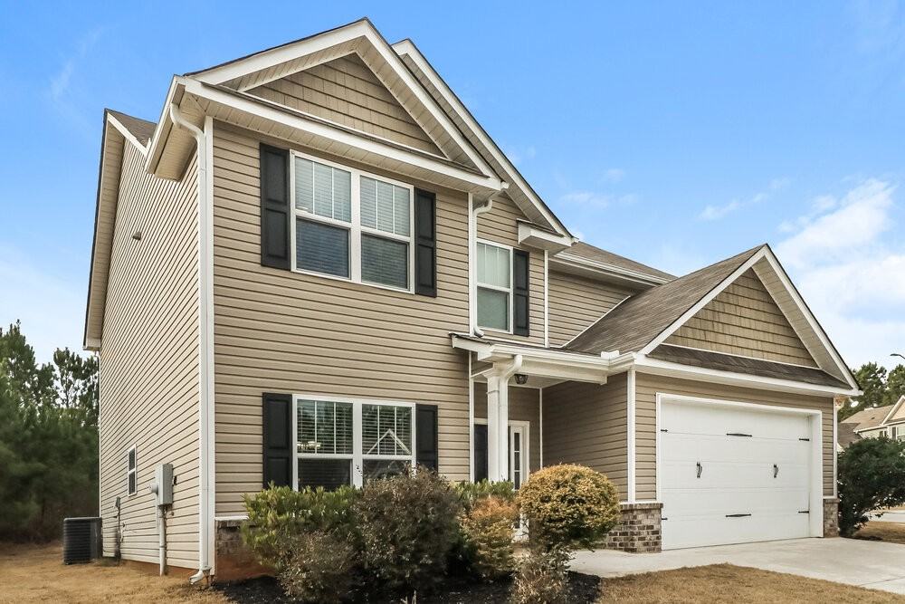 679 Fieldcrest Dr - Photo 4 of 17