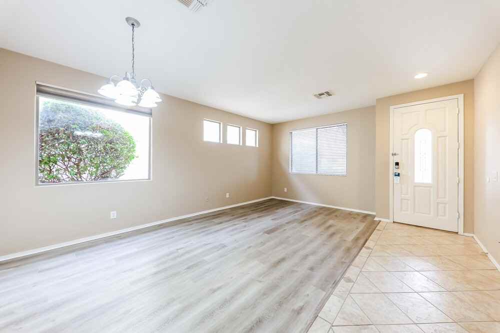 26330 N 68th Dr - Photo 3 of 16