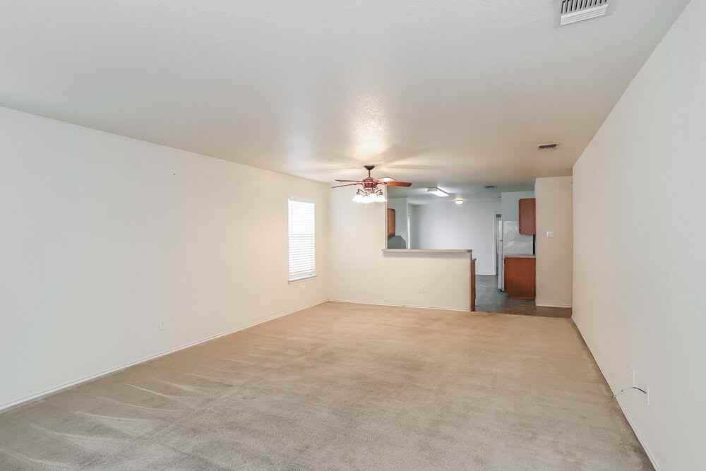 20830 Banyan Crest Ln - Photo 6 of 25