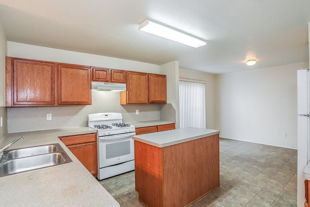 20830 Banyan Crest Ln - Photo 7 of 25